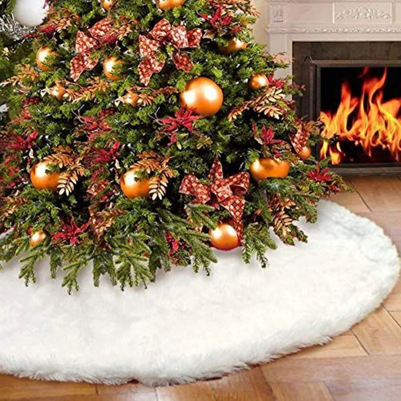 White faux fur Christmas tree skirt – Santa's Gallery