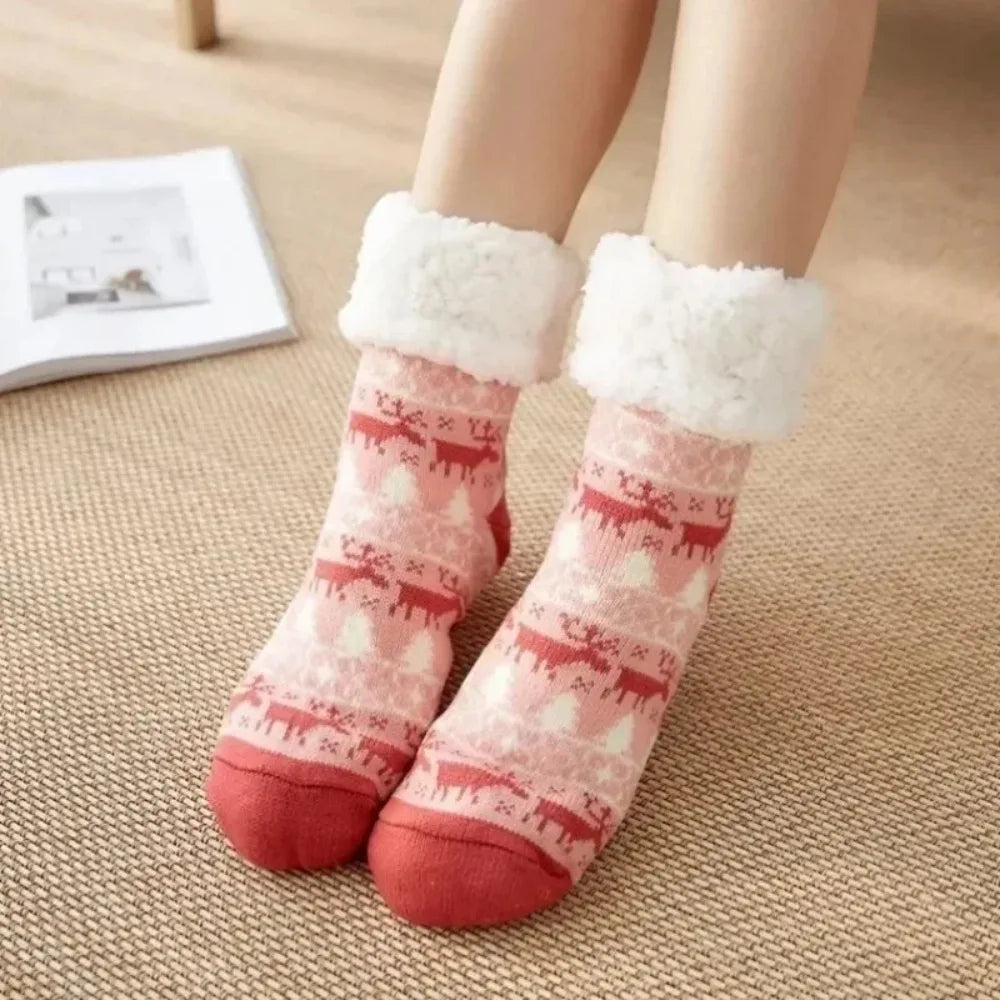 Chaussettes d'intérieur douillettes motif renne – photo 4