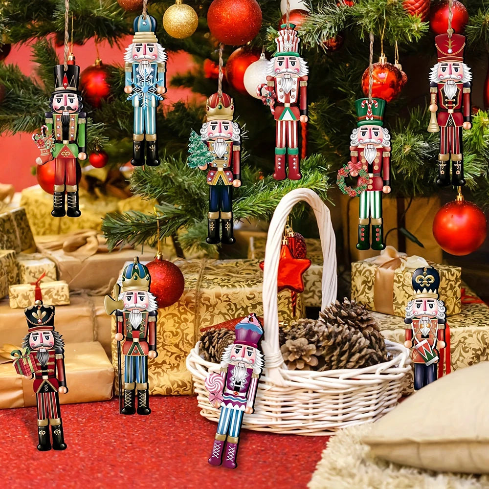 Set de 12 casse-noisettes en bois – Santa's Gallery
