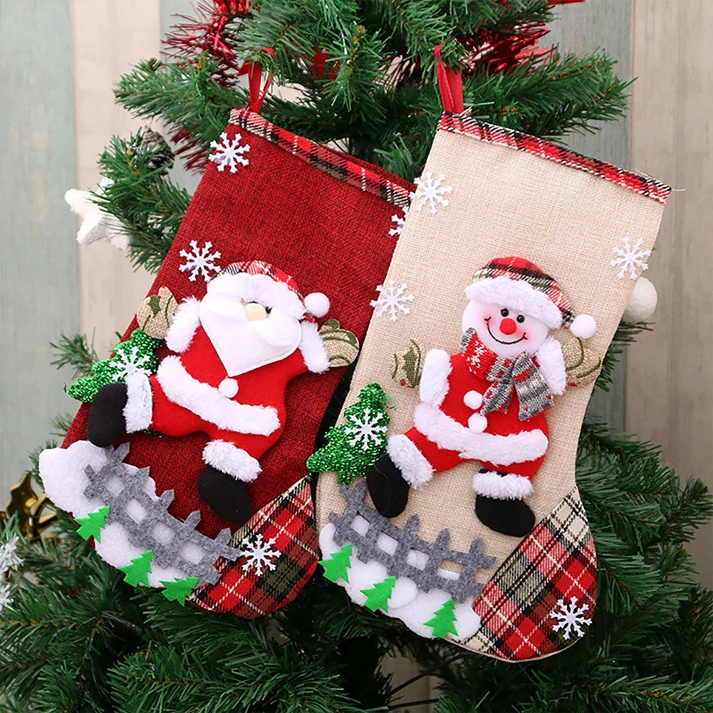 Lot de 4 grandes chaussettes de Noël – photo 3