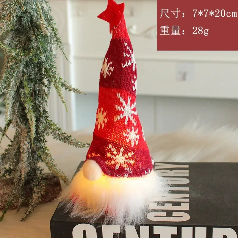 Gnome de Noël lumineux en tricot à suspendre – photo 8