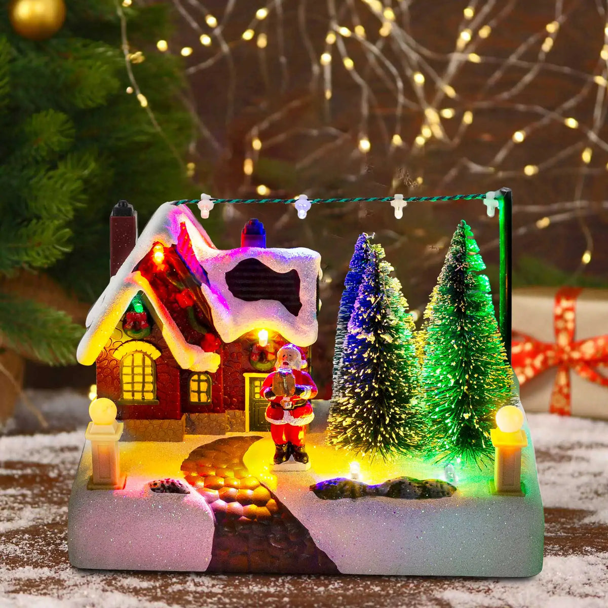 Light-up Christmas village snowy house – Santa's Gallery